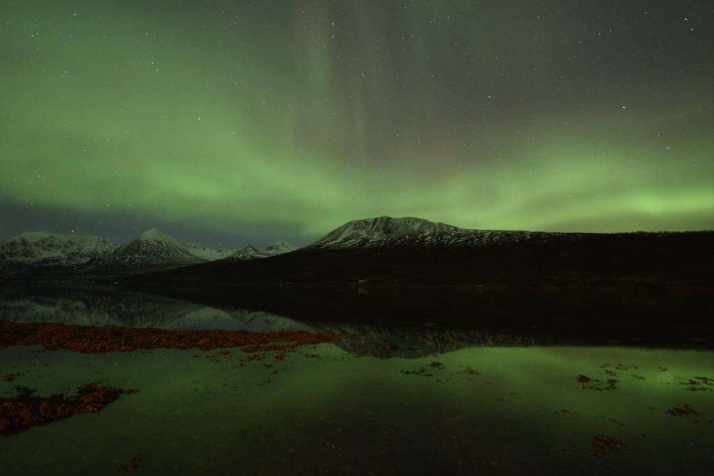 Отель Xlyngen Nord-Lenangen Экстерьер фото