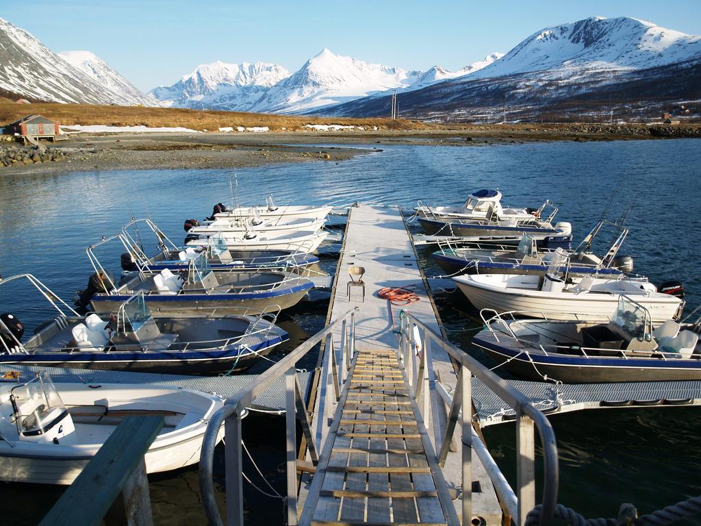 Отель Xlyngen Nord-Lenangen Экстерьер фото